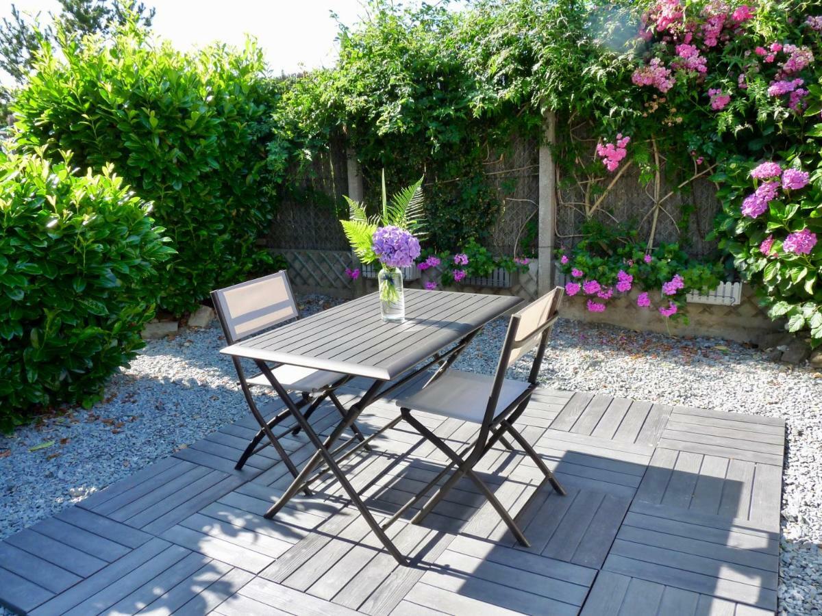 Suite A 800M De La Plage Saint-Lunaire Bagian luar foto
